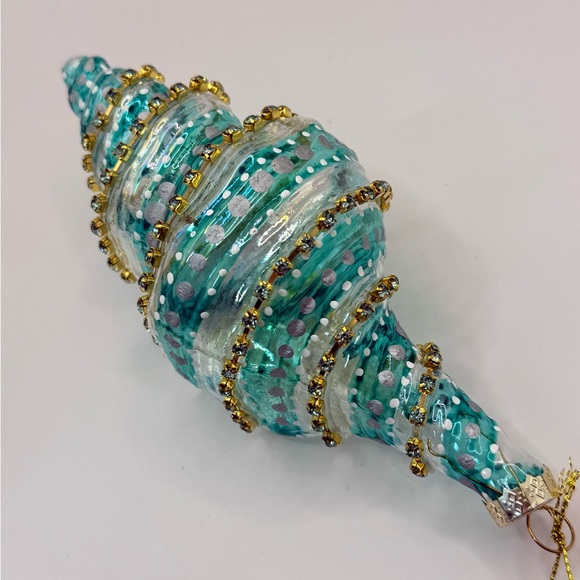 Seashell Glass Ornament with Rhinestones Large 7” - Picture 4 of 4